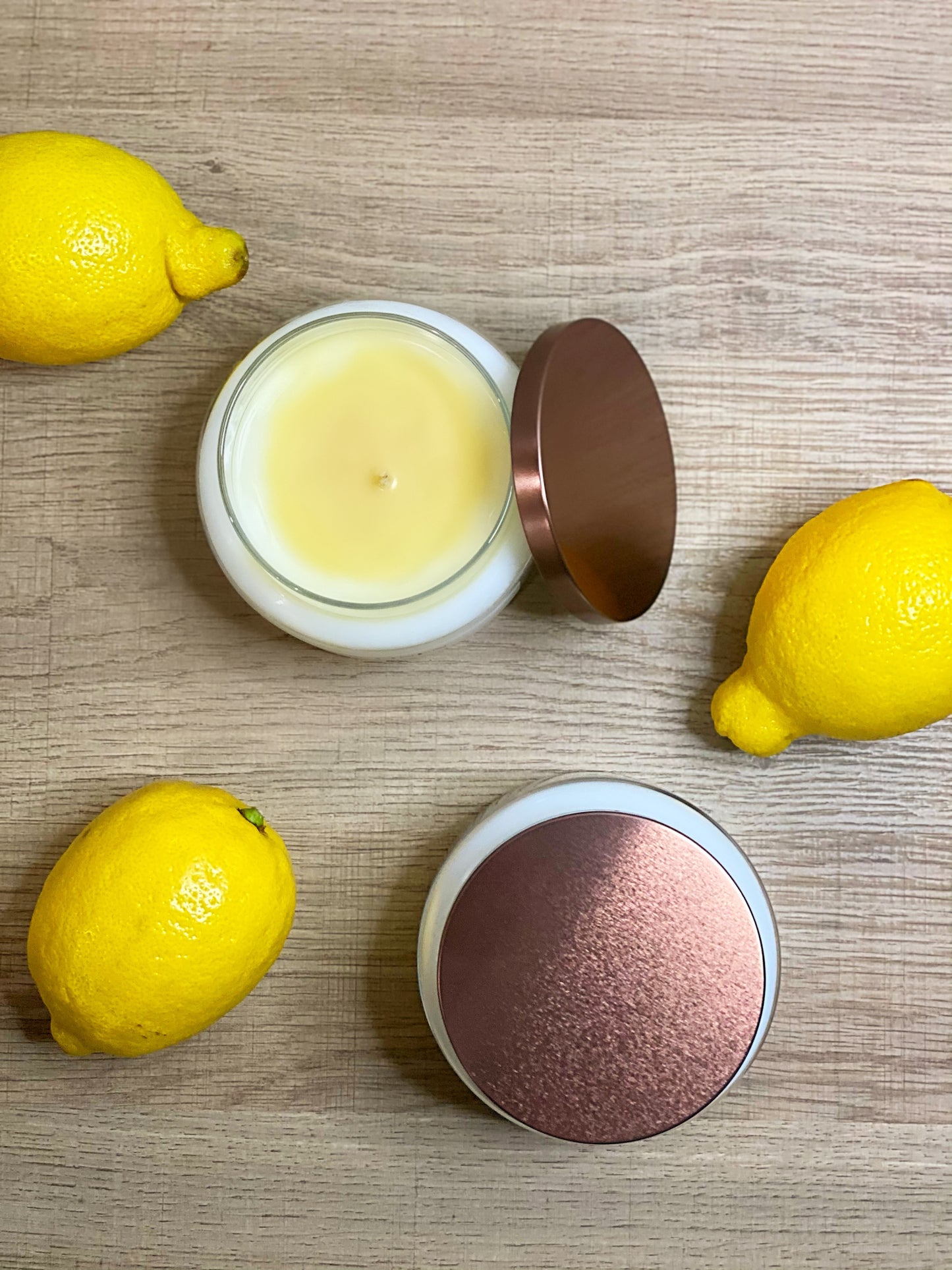 Lemon & Linen Candle